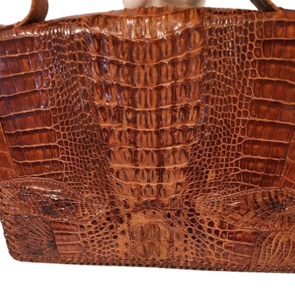 True Vintage 1930s Genuine Alligator Skin Clutch Handbag Purse With A Top Handle - Picture 4 of 8